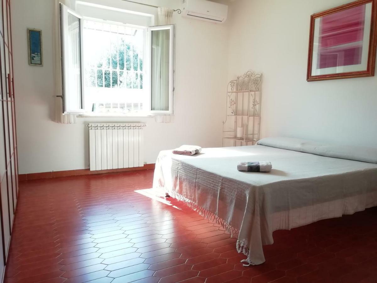 Villa Maria Apartment Capoterra Buitenkant foto